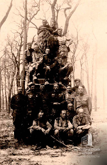 В парке Тиргартен. Берлин, май 1945 г.