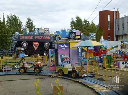 Аттракционы.