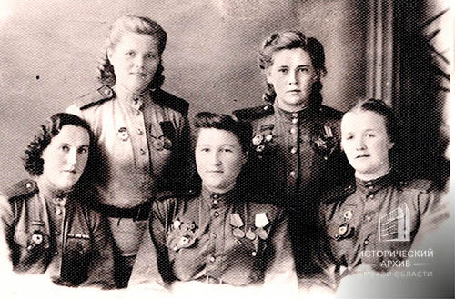 Боевые подруги.
